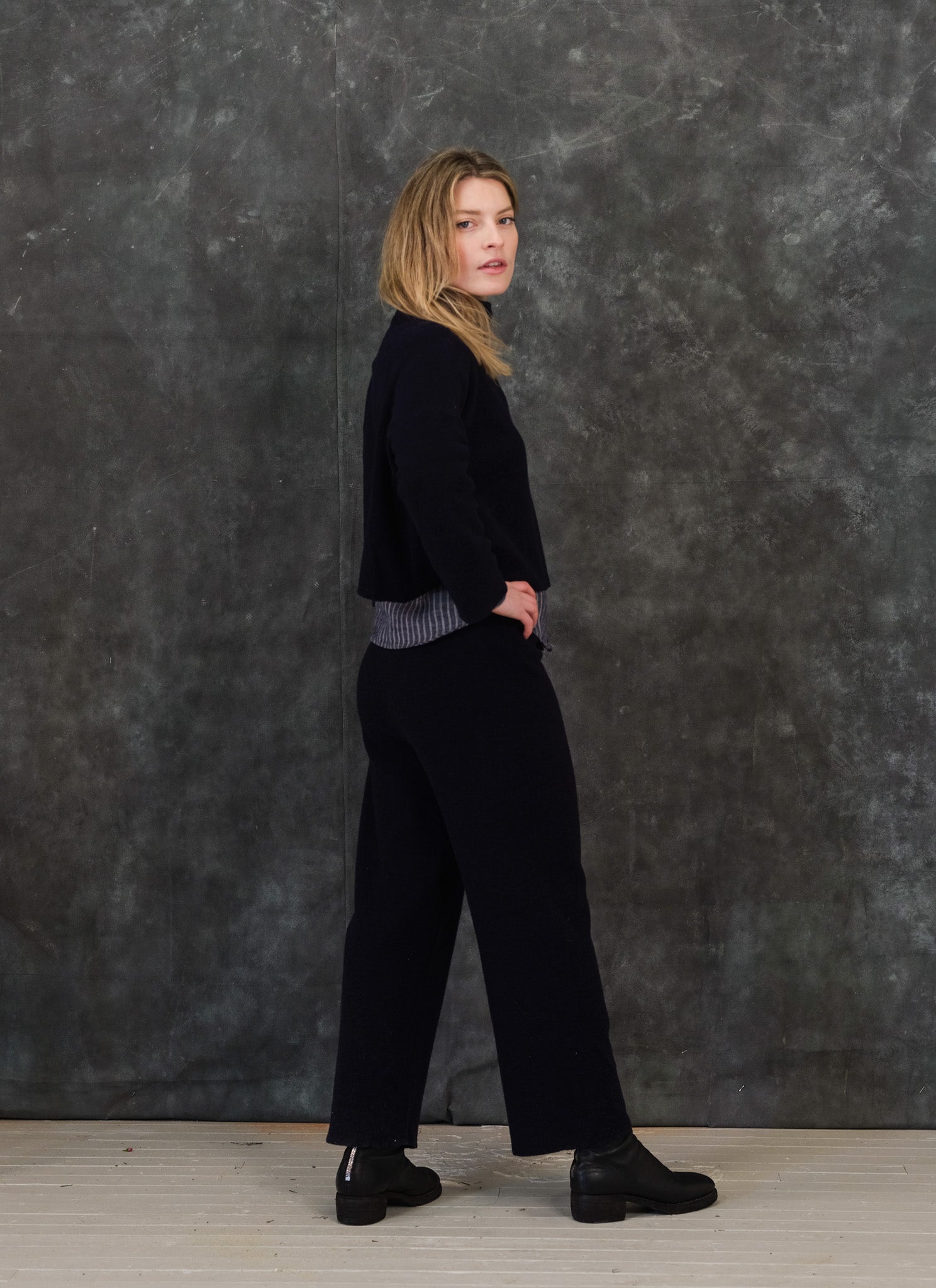 Chloe Wool Knit Pant – artemesia