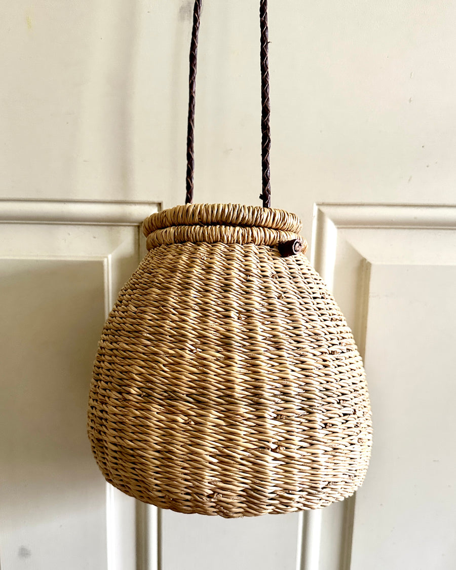 Crossbody Small Basket w/lid