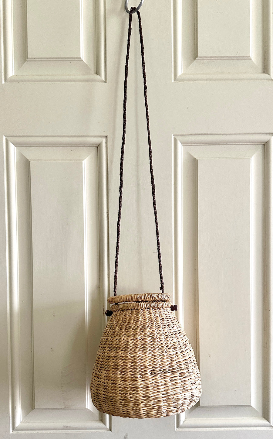 Crossbody Small Basket w/lid