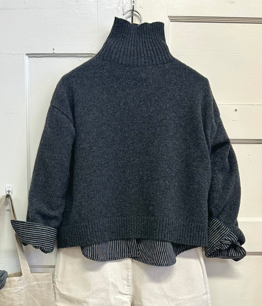 Greta Turtleneck